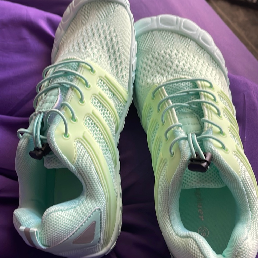 Oranginer Barefoot Shoes! Wide Toe Box- Zero Drop -Minimalist Shoes. Worn 1 time
